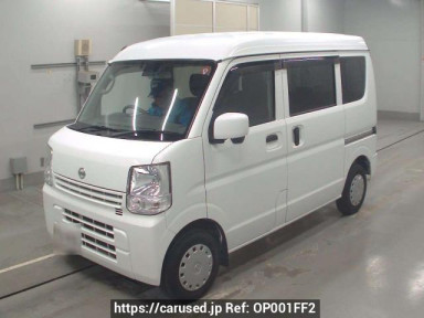 Nissan NV100 Clipper DR17V