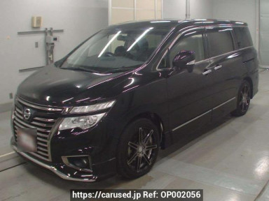 Nissan Elgrand TE52