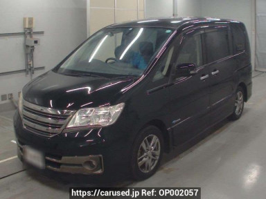 Nissan Serena HC26