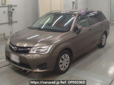 Toyota Corolla Fielder NZE161G