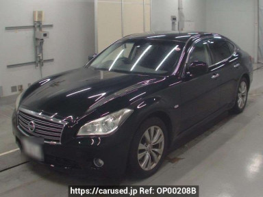 Nissan Fuga Hybrid HY51