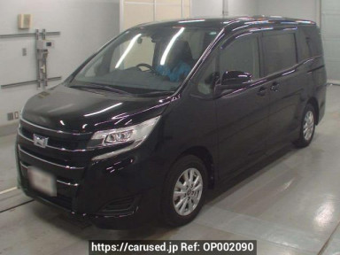 Toyota Noah ZWR80G