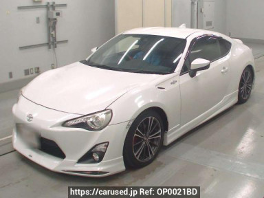 Toyota 86 ZN6