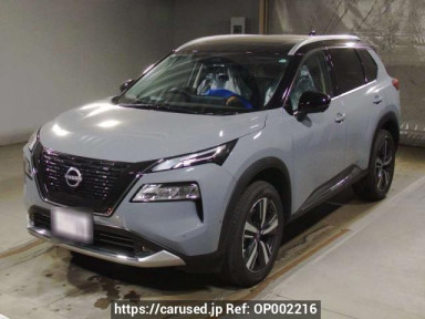 Nissan X-Trail SNT33