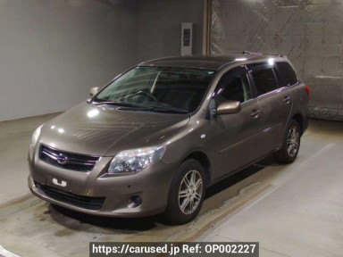 Toyota Corolla Fielder NZE141G