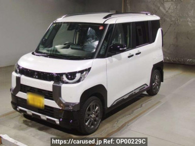 Mitsubishi Delica Mini B38A