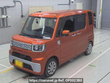 Daihatsu Wake LA700S