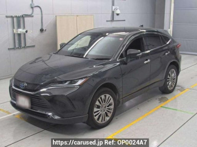 Toyota Harrier Hybrid AXUH85