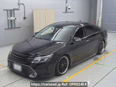 Toyota Camry AVV50