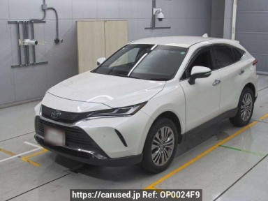 Toyota Harrier Hybrid AXUH85