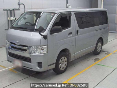 Toyota Hiace Van KDH201V