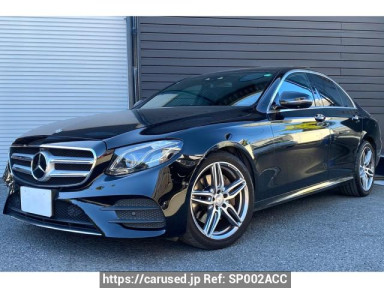 Mercedes Benz E-Class 213045C