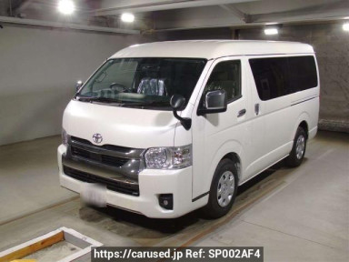 Toyota Hiace Wagon TRH214W