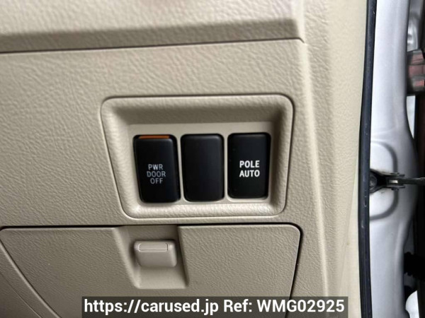 Used 2010 AT toyota isis ZGM10G Image[23]