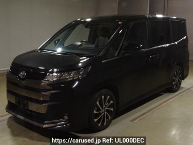 Toyota Noah MZRA90W