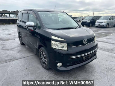 Toyota Voxy ZRR70W