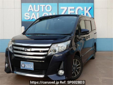 Toyota Noah ZRR80W