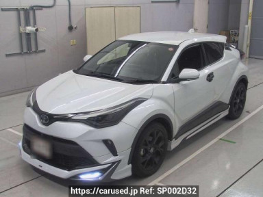 Toyota C-HR ZYX11