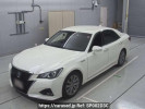 Toyota Crown Hybrid AWS210