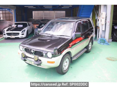 Nissan Mistral R20