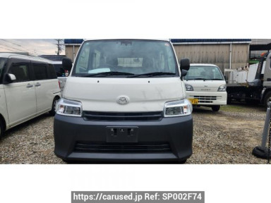 Mazda Bongo Van S413Z