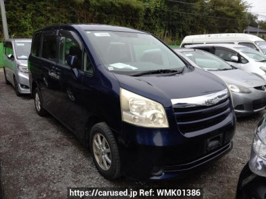 Toyota Noah ZRR75G