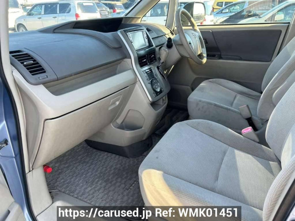 Used 2007 AT toyota noah ZRR75G Image[15]