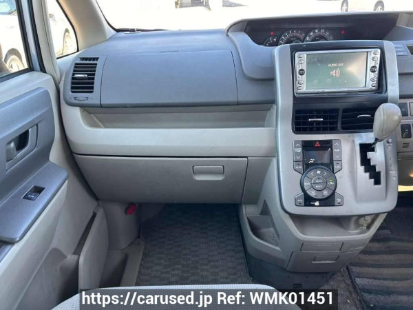 Used 2007 AT toyota noah ZRR75G Image[21]