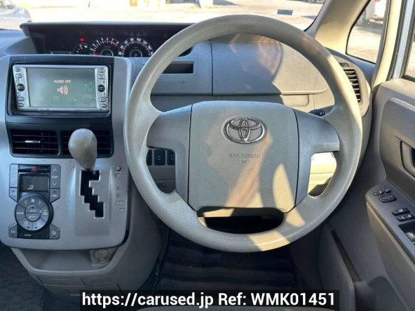 Used 2007 AT toyota noah ZRR75G Image[22]