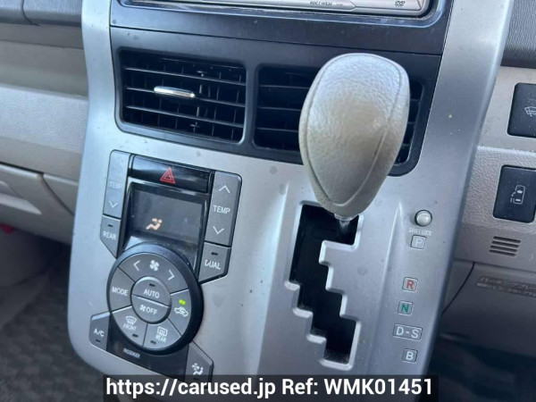 Used 2007 AT toyota noah ZRR75G Image[28]