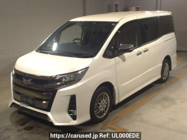 Toyota Noah ZWR80W