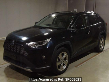 Toyota RAV4 AXAH54