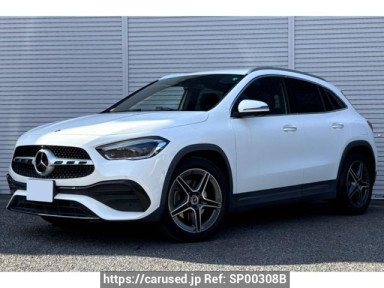 Mercedes Benz GLA-Class 247713M