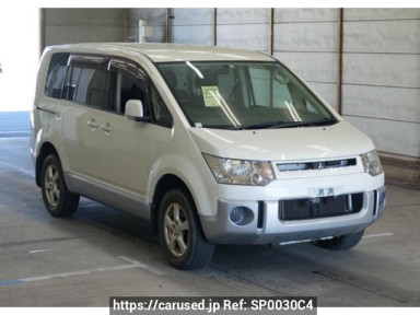 Mitsubishi Delica D5 CV5W