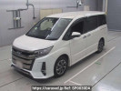 Toyota Noah ZRR80W