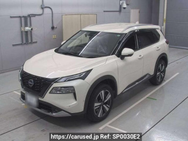 Nissan X-Trail SNT33