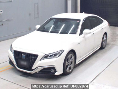 Toyota Crown Hybrid AZSH20