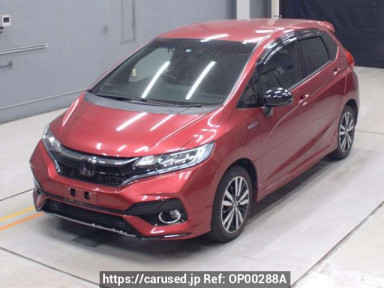 Honda Fit Hybrid GP5