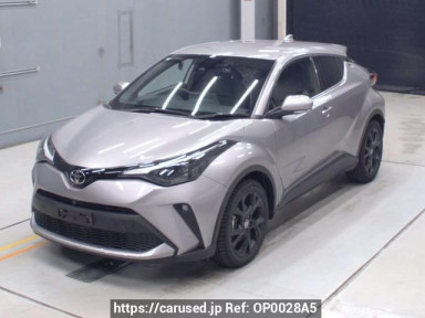 Toyota C-HR NGX10