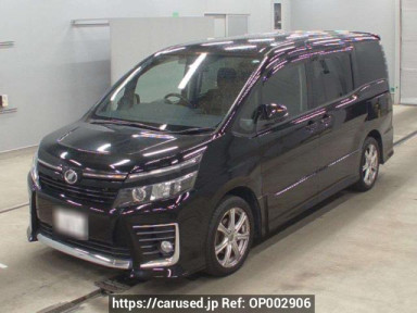 Toyota Voxy ZRR80W