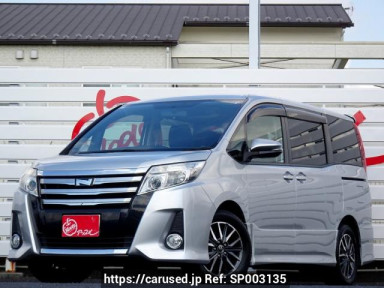 Toyota Noah ZRR80W