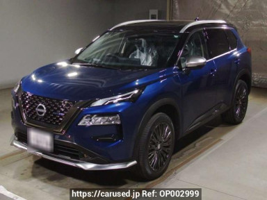 Nissan X-Trail SNT33