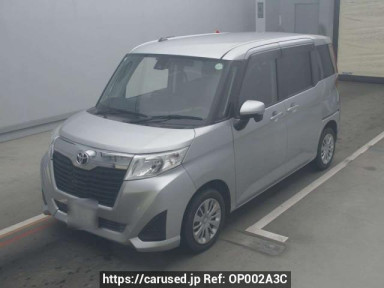 Toyota Roomy M900A