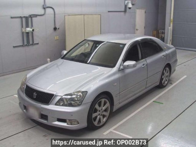 Toyota Crown GRS180