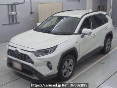 Toyota RAV4 AXAH54