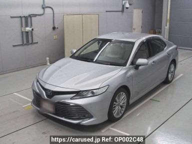 Toyota Camry AXVH70