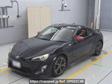 Toyota 86 ZN6