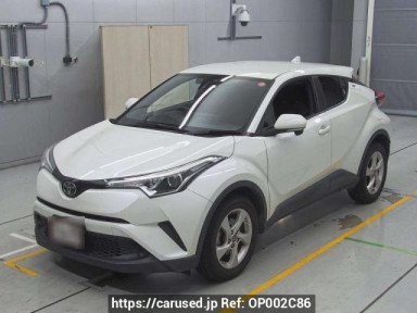 Toyota C-HR NGX50