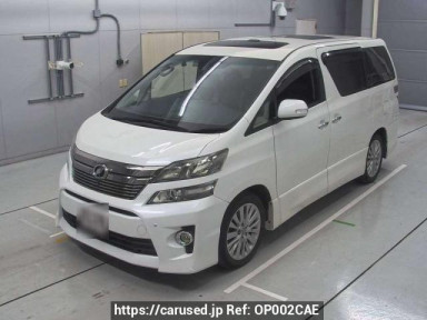 Toyota Vellfire GGH20W