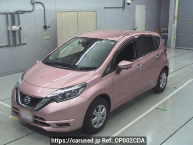 Nissan Note E12